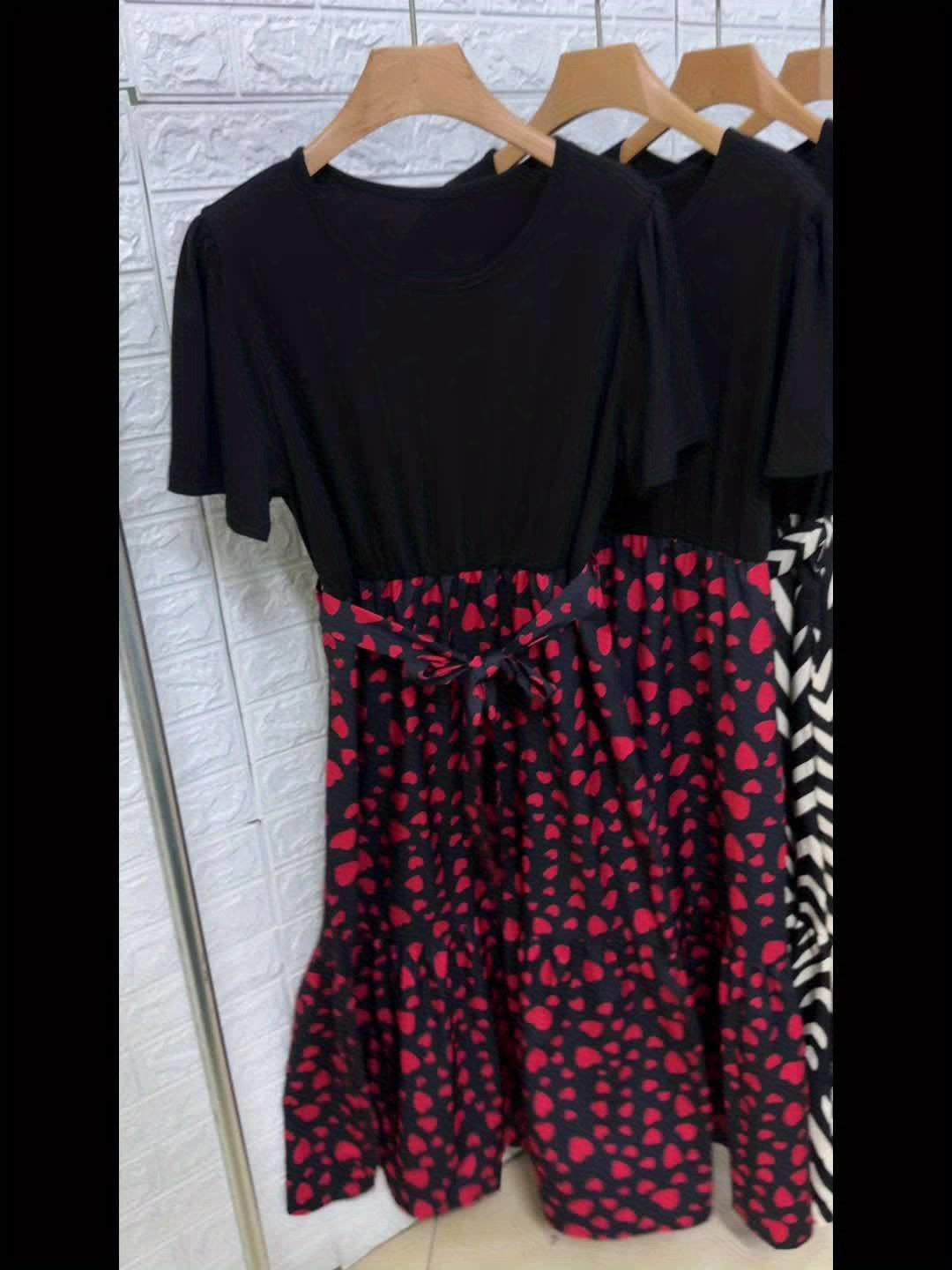 Plus Size, Plus Size Summer Dress with Round Neck, Puff Short Sleeves, Ruffled Hem, and Belted Print Design. Flowy Vacation Dress for Summer, Mid-length Fashionable Dress with Waist-cinching Effect
