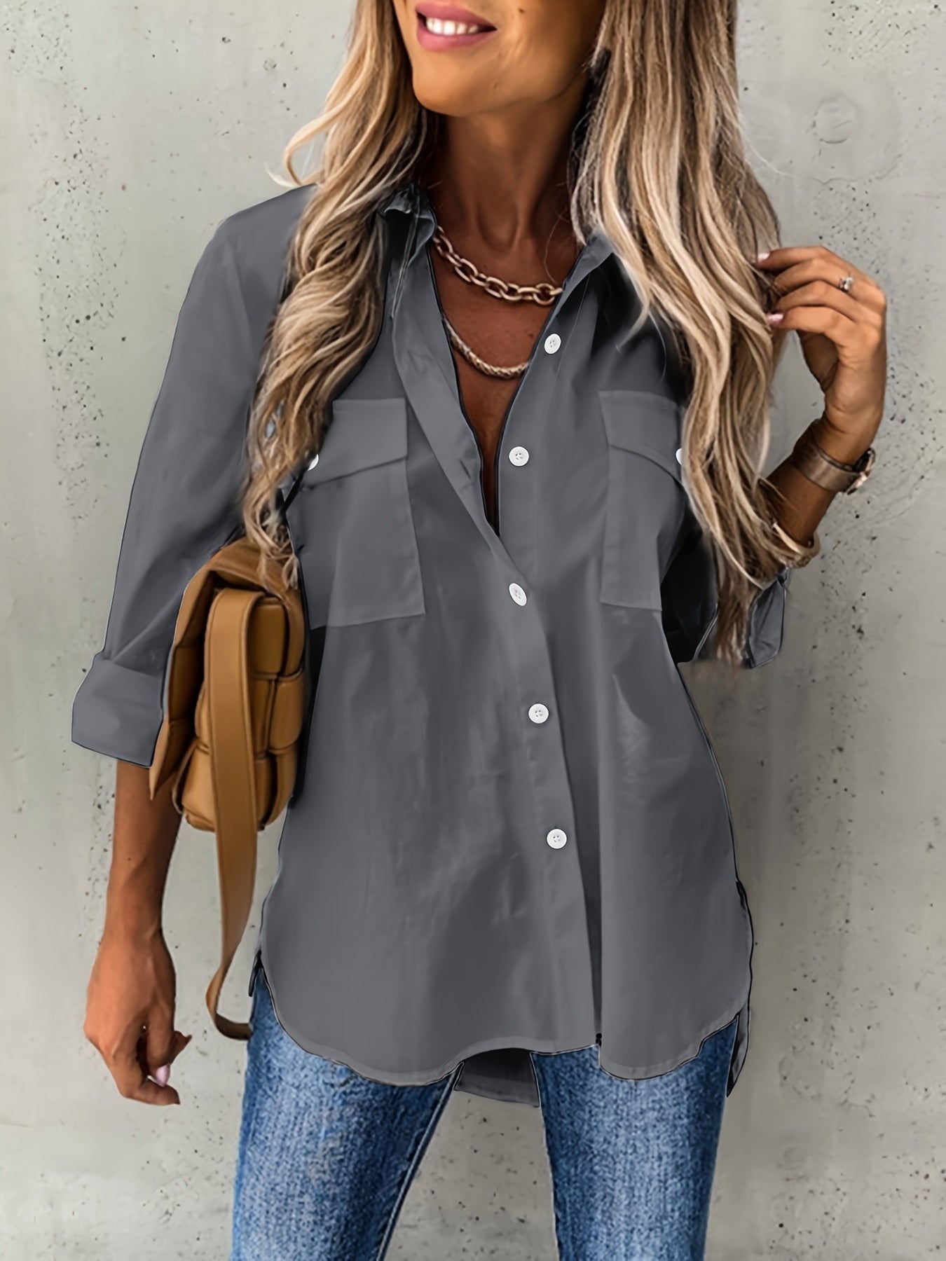 Effortless Utility Pocket Blouse for Women with Collar Long Sleeve Relaxed Curved Hem Style