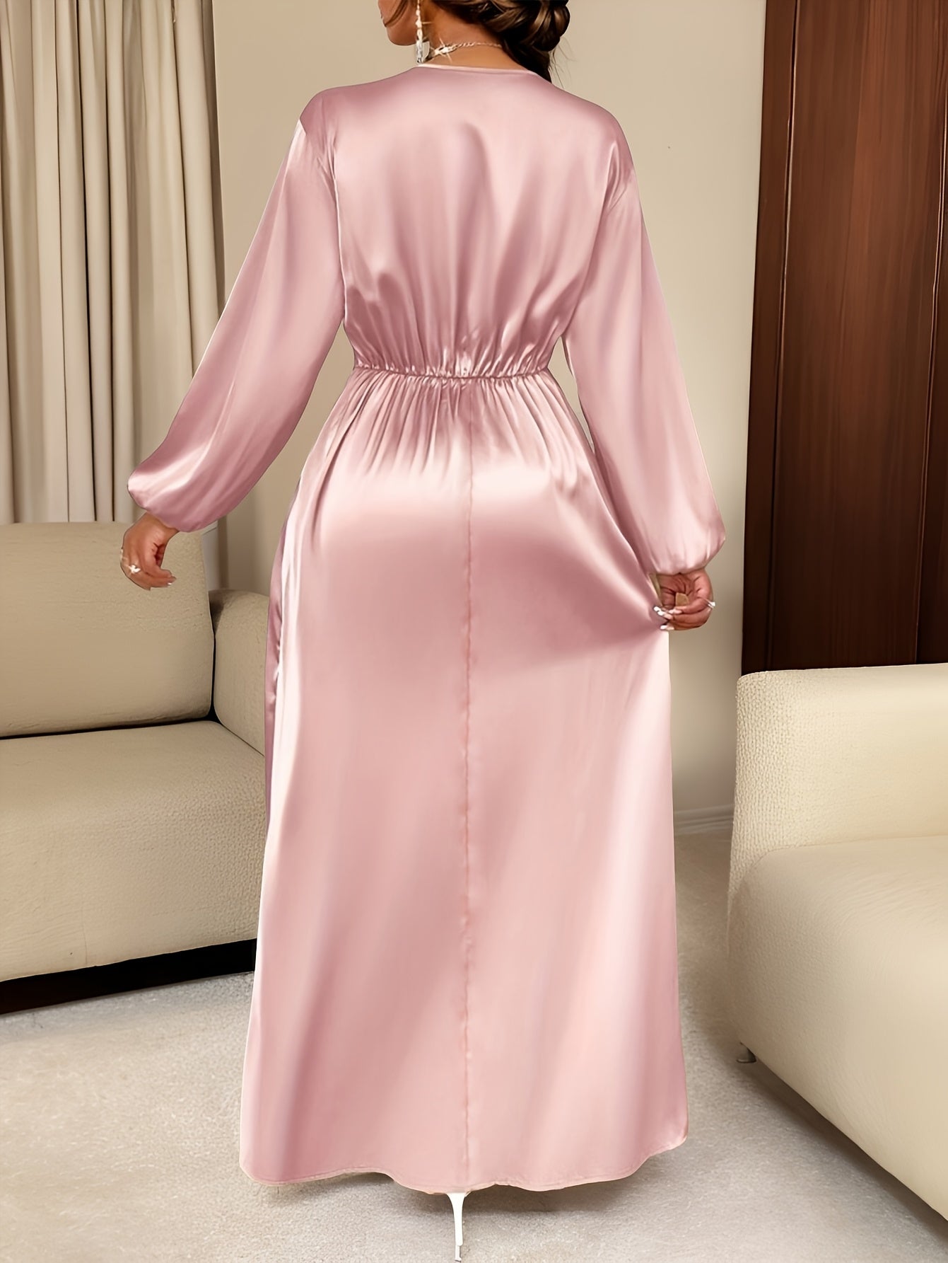 Women's Solid-color Simple Daily and Party Banquet Satin Bridesmaid Dress with Pleated Design