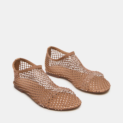 Comfortable Closed Toe Sandals for Women with Woven Mesh Upper Square Toe Flat Slip On Style