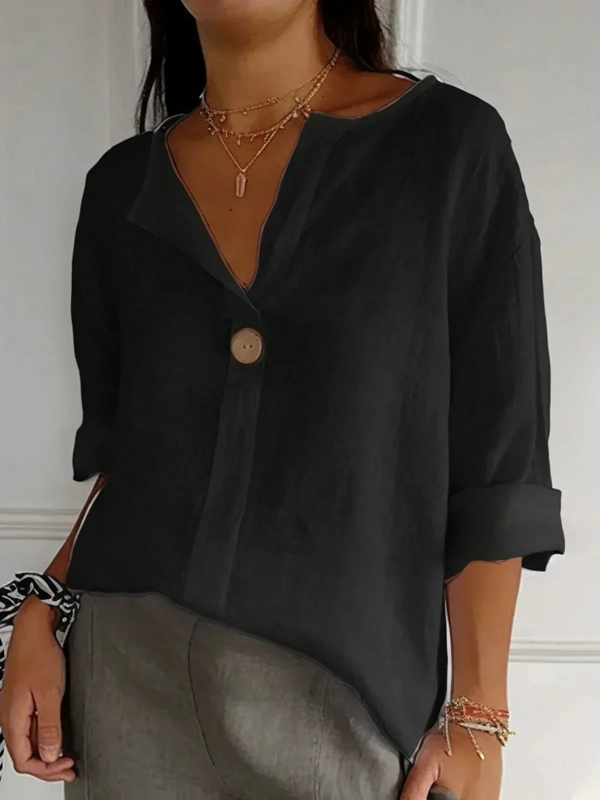 Effortless Linen Blouse for Women with V Neck Elbow Sleeve Button Front Relaxed Style