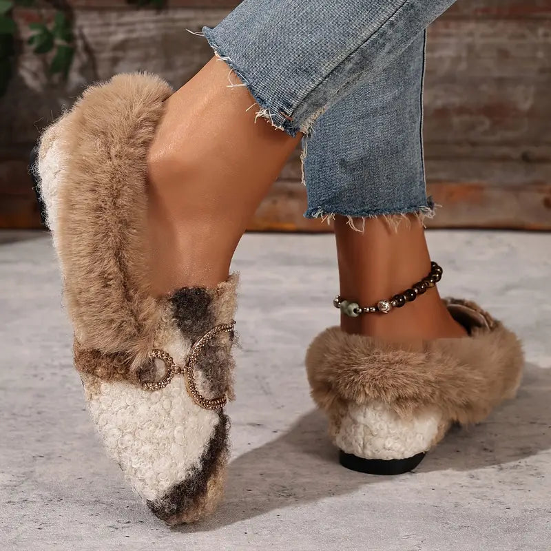 Comfortable Beige Slippers for Women with Faux Fur Bow Detail Cushioned Slip On House Shoes