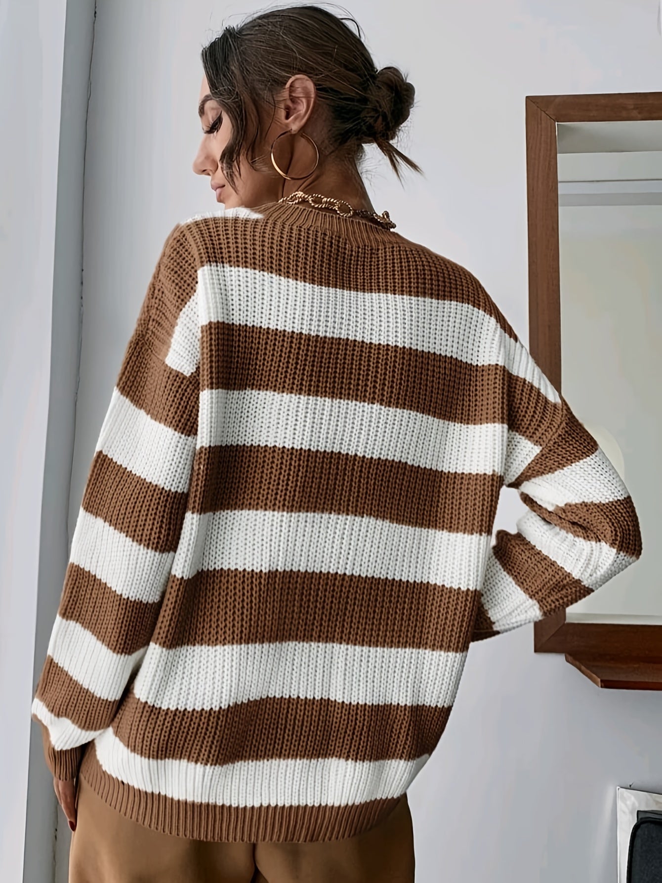 Comfortable Striped Sweater for Women with Crew Neck Long Sleeve Relaxed Oversized Knit Style