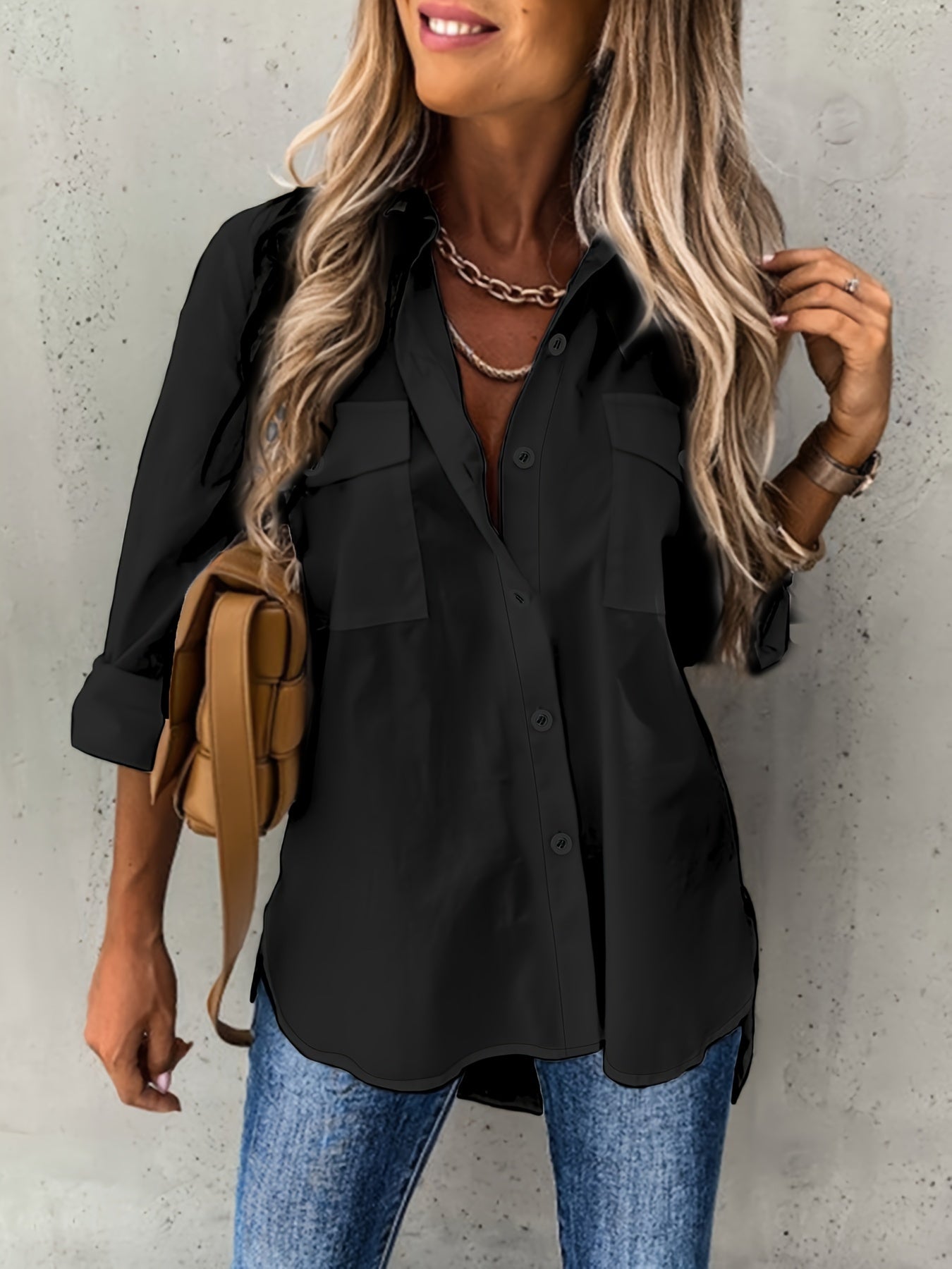 Effortless Utility Pocket Blouse for Women with Collar Long Sleeve Relaxed Curved Hem Style