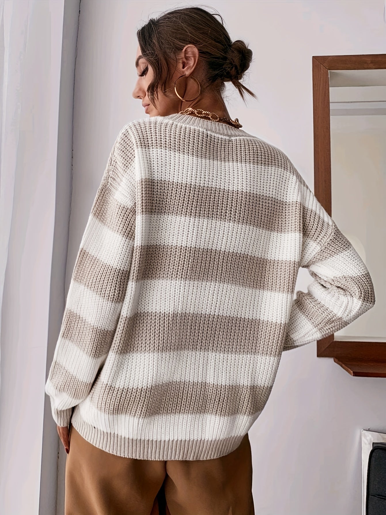 Comfortable Striped Sweater for Women with Crew Neck Long Sleeve Relaxed Oversized Knit Style