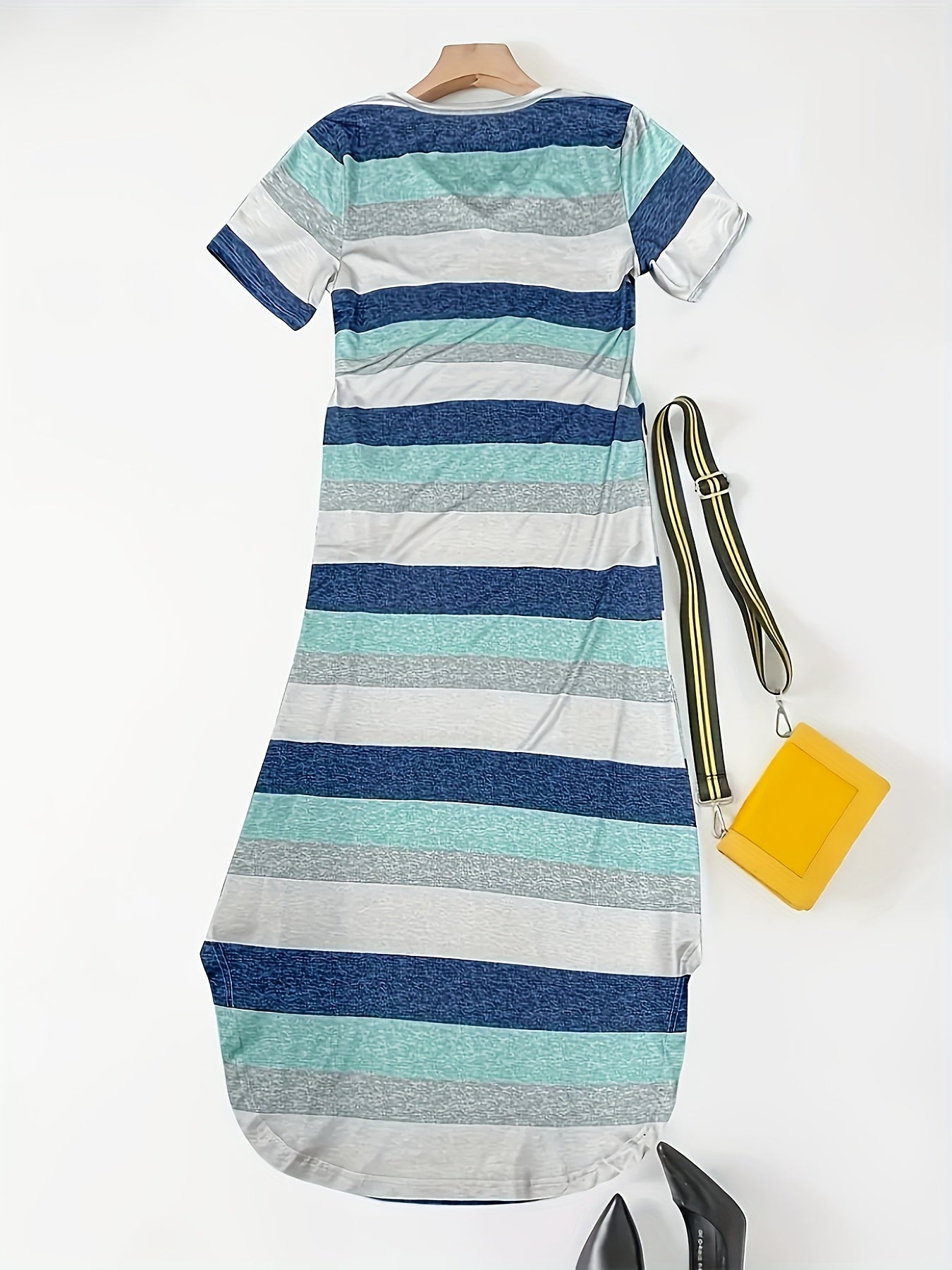 Effortless Striped Maxi Dress for Women with V Neck Short Sleeve Side Slit Relaxed Style