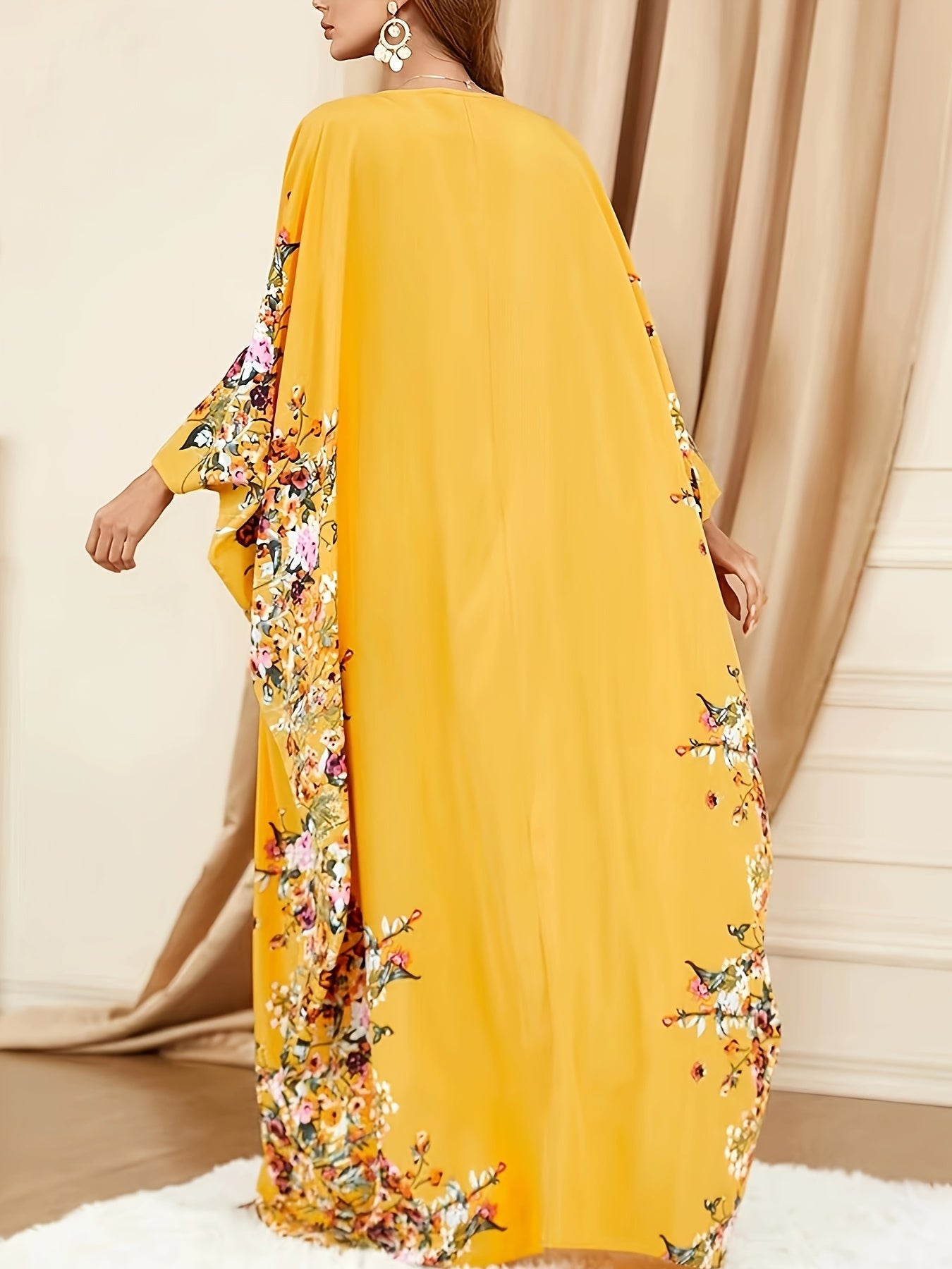 Elegant Floral Print Kaftan Maxi Dress for Women with Round Neck Batwing Sleeve Flowing Style