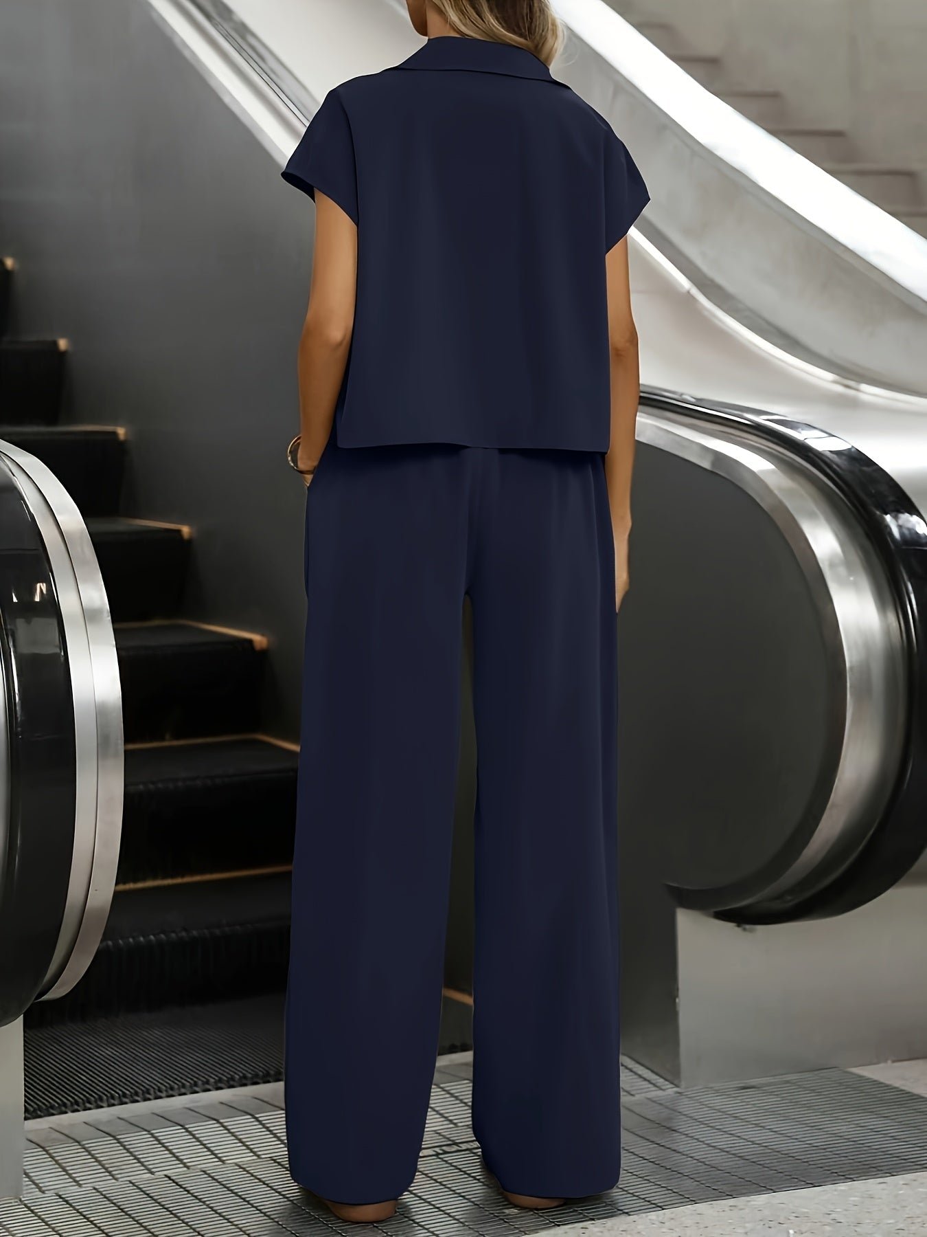 Effortless Utility Wide Leg Set for Women with Collar Cap Sleeve Cargo Pocket Two Piece Style