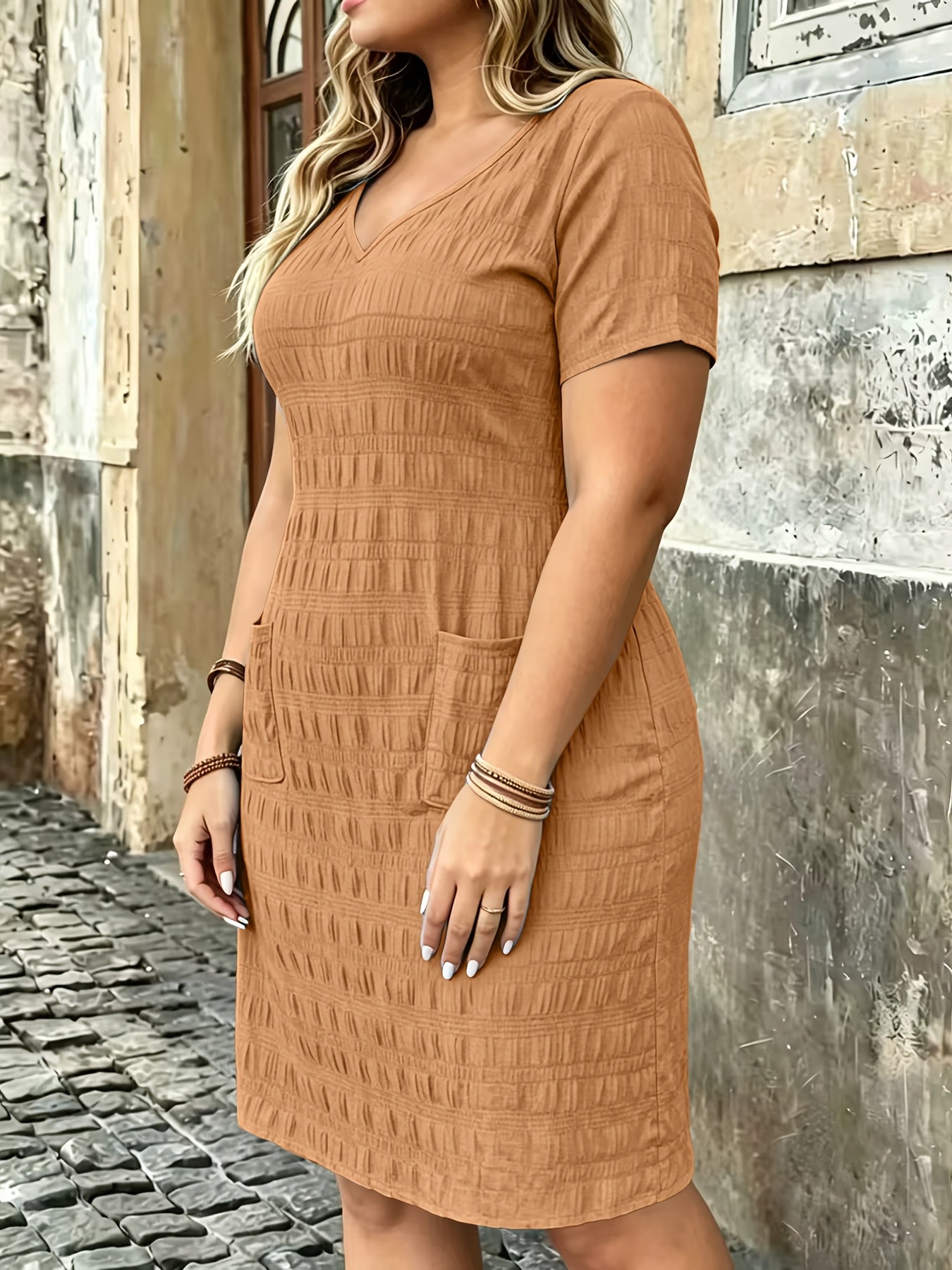 Plus Size Women'S Solid V-Neck Short Sleeve Dress, Pocket Style Summer Casual Dress