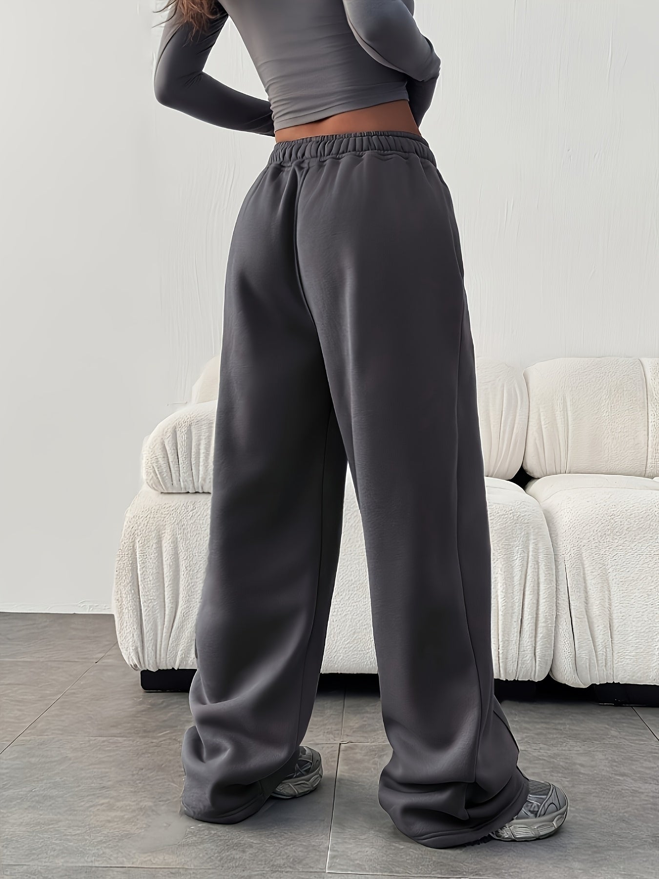 Effortless Fleece Wide Leg Sweatpants for Women with High Waist Elastic Side Pocket Relaxed Casual Style