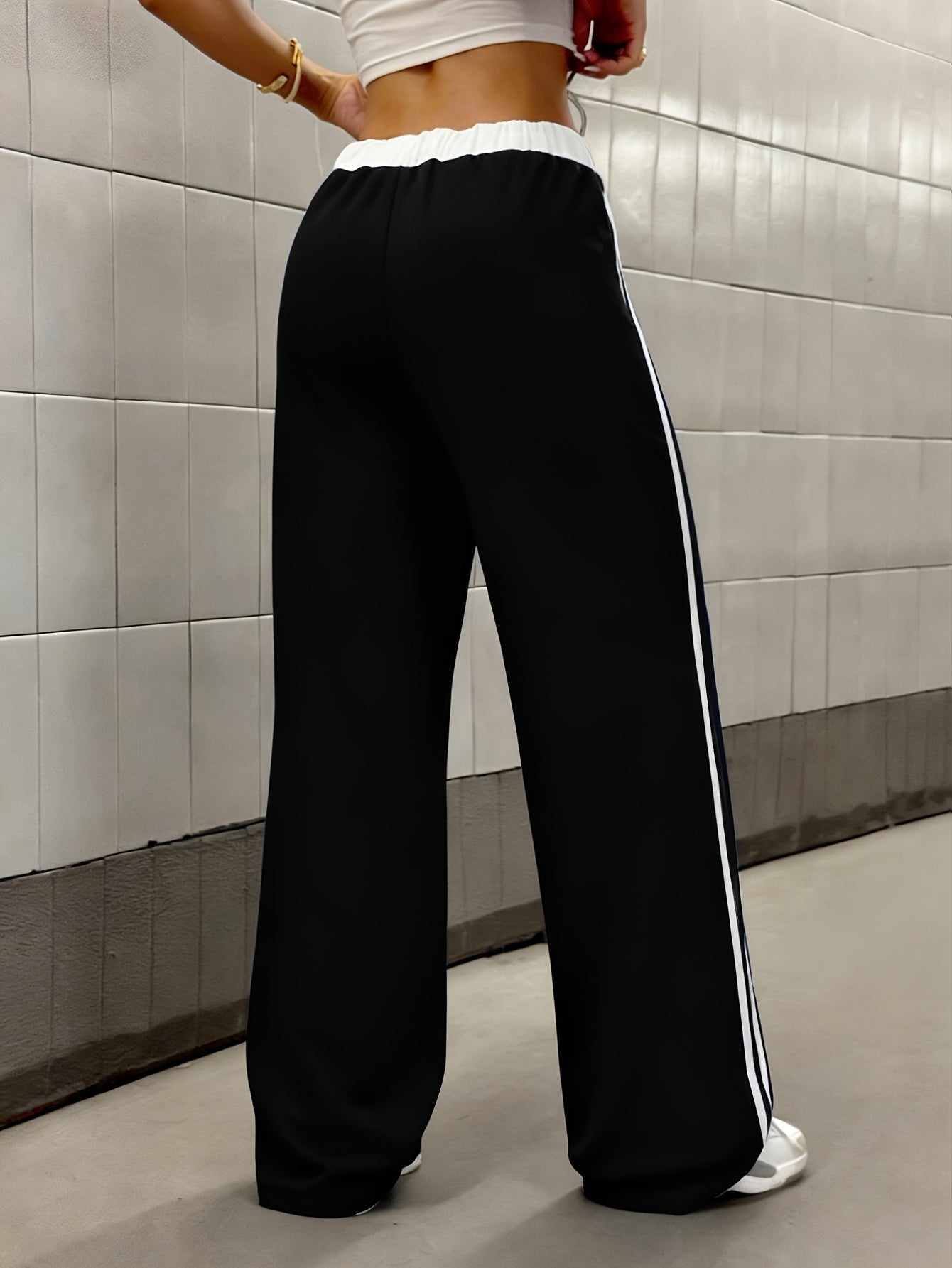 Effortless Wide Leg Track Pants for Women with Drawstring Waist Side Stripe Relaxed Sporty Style