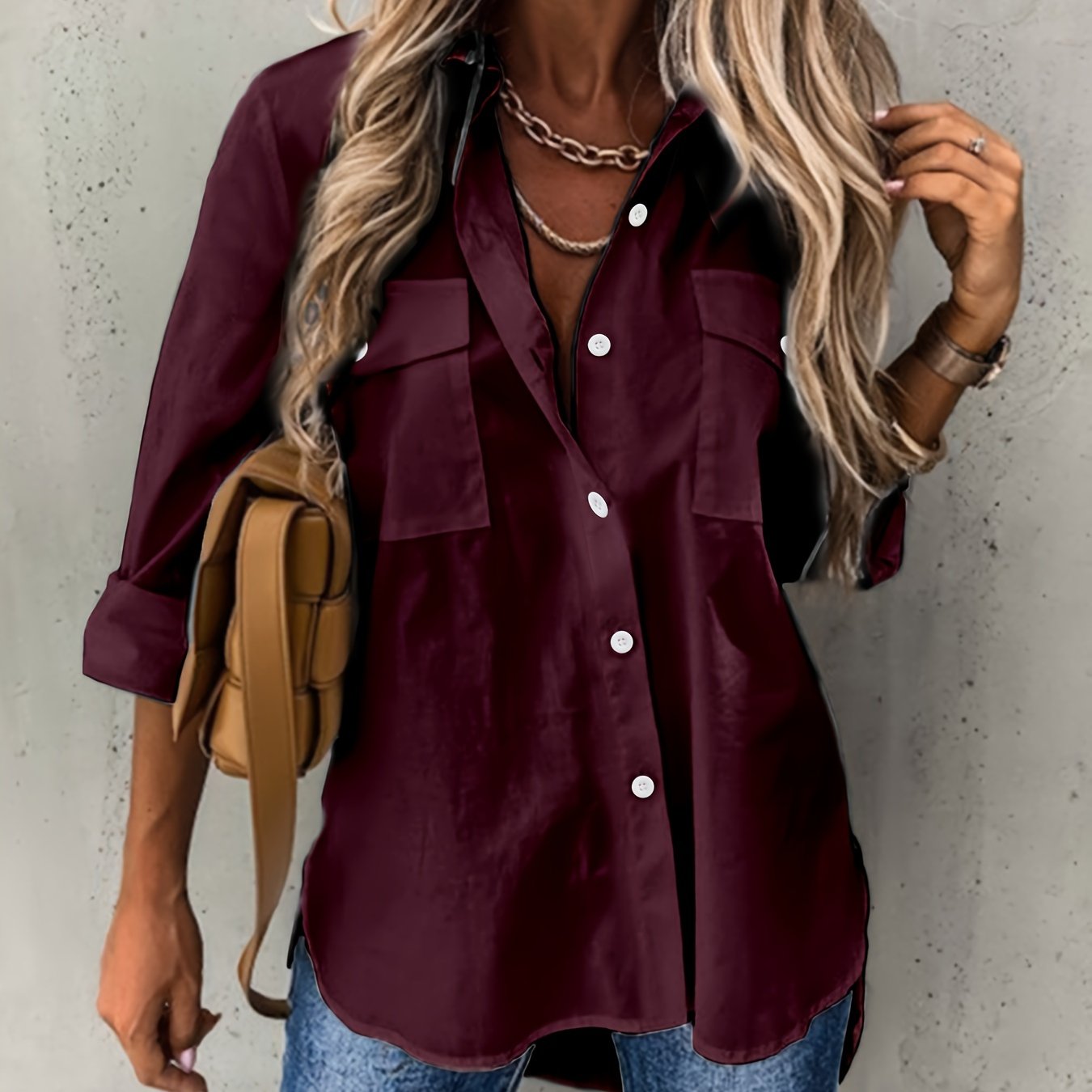 Effortless Utility Pocket Blouse for Women with Collar Long Sleeve Relaxed Curved Hem Style