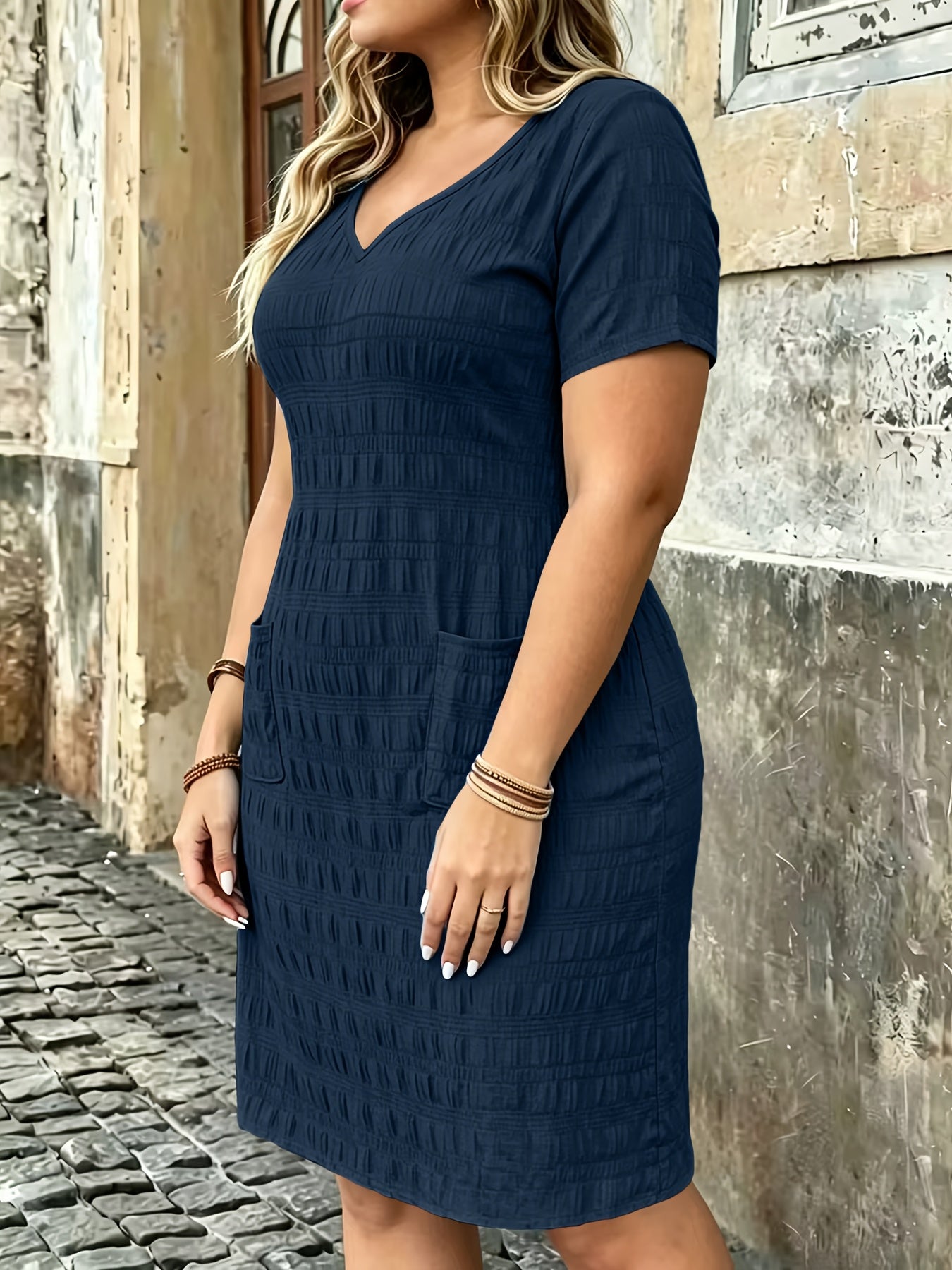 Plus Size Women'S Solid V-Neck Short Sleeve Dress, Pocket Style Summer Casual Dress