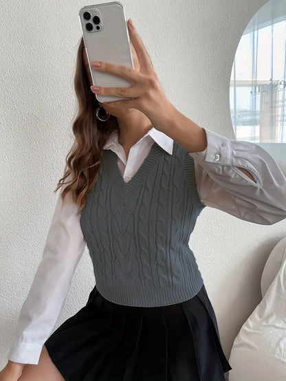 Comfortable Cable Knit Sweater Vest for Women with V Neck Sleeveless Ribbed Hem Preppy Style