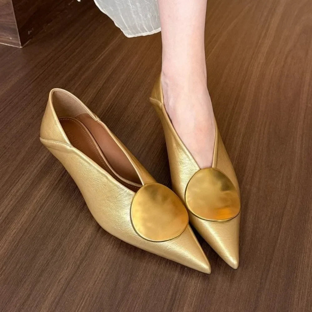 Elegant Leather Kitten Heel Pump for Women with Pointed Toe Gold Accent Sleek Style