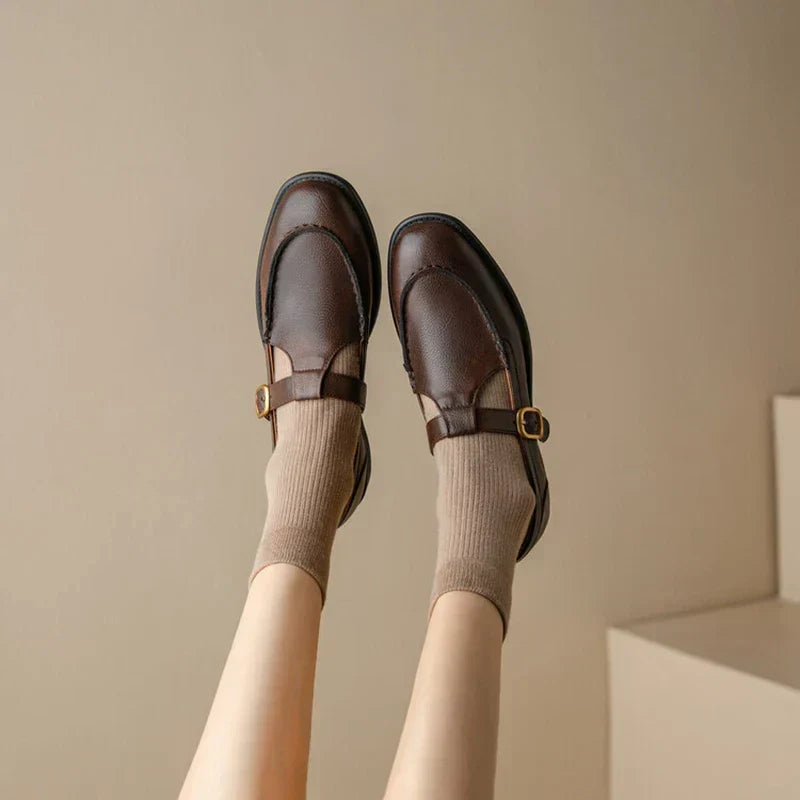 Elegant Leather Mary Jane Flats for Women with Round Toe T Strap Buckle Vintage Style