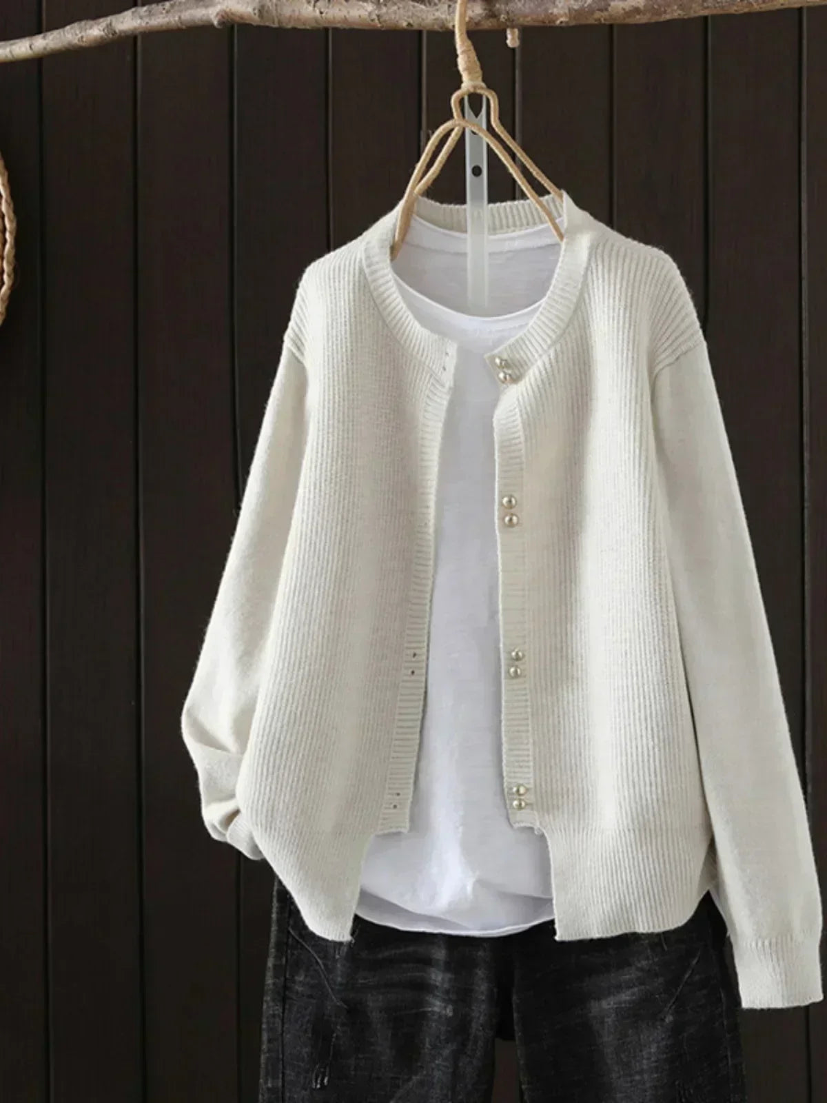 Comfortable Ribbed Cardigan for Women with Round Neck Long Sleeve Pearl Button Relaxed Oversized Knit Style
