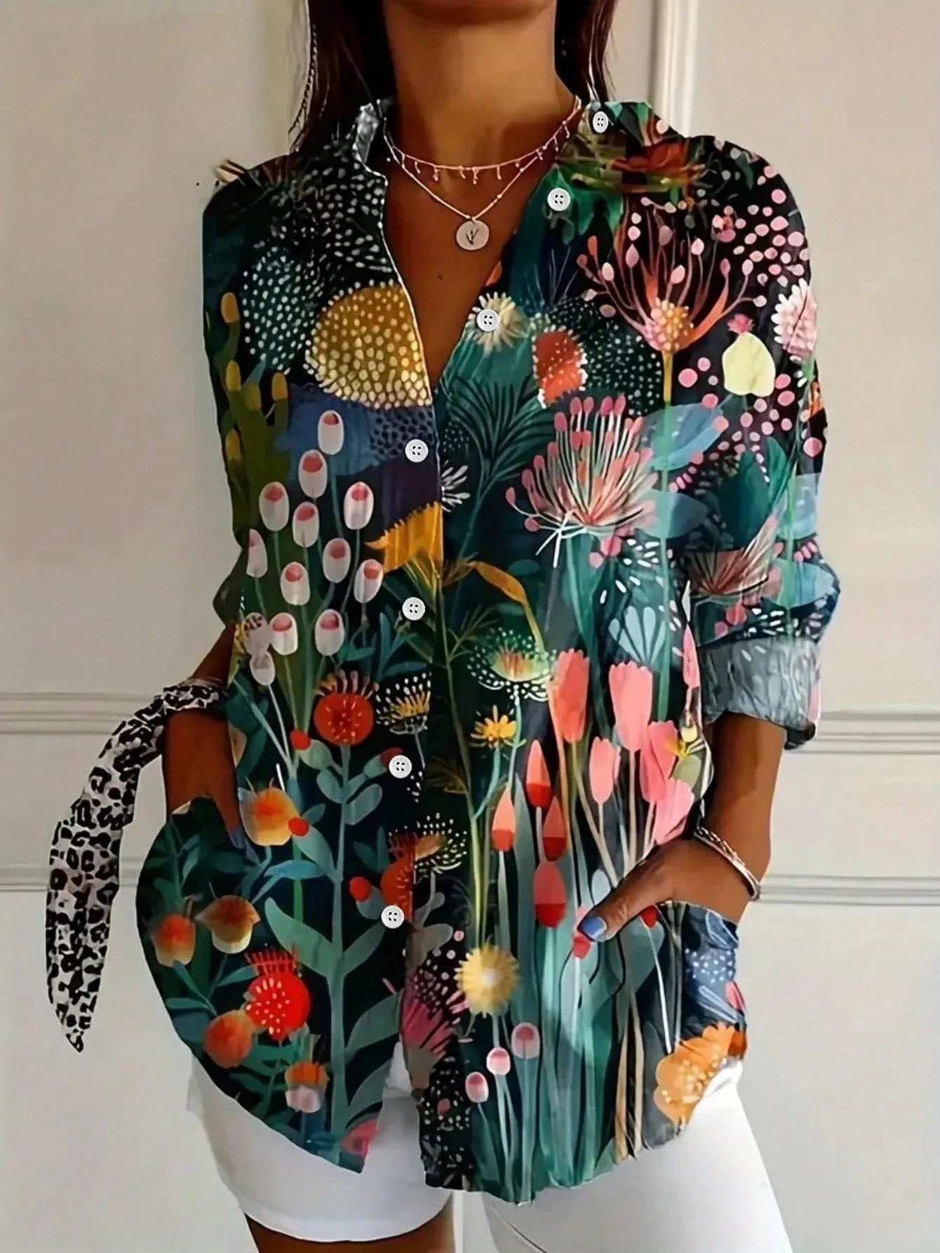 Effortless Floral Print Blouse for Women with V Neck Long Sleeve Button Front Relaxed Style