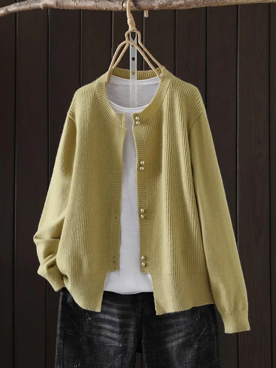 Comfortable Ribbed Cardigan for Women with Round Neck Long Sleeve Pearl Button Relaxed Oversized Knit Style