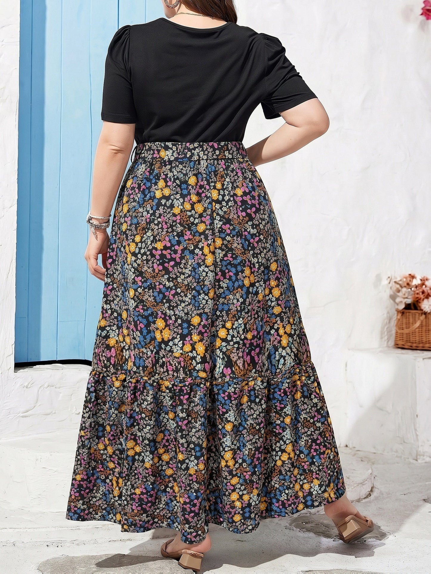 Plus Size Summer Dress, Round Neck, Puff Short Sleeves, Ruffled Hem, Plus Size Geometric Print Dress with Belt, Flowy Summer Vacation Dress, Cinched Waist Slim Fit Mid-Length Fashion Dress