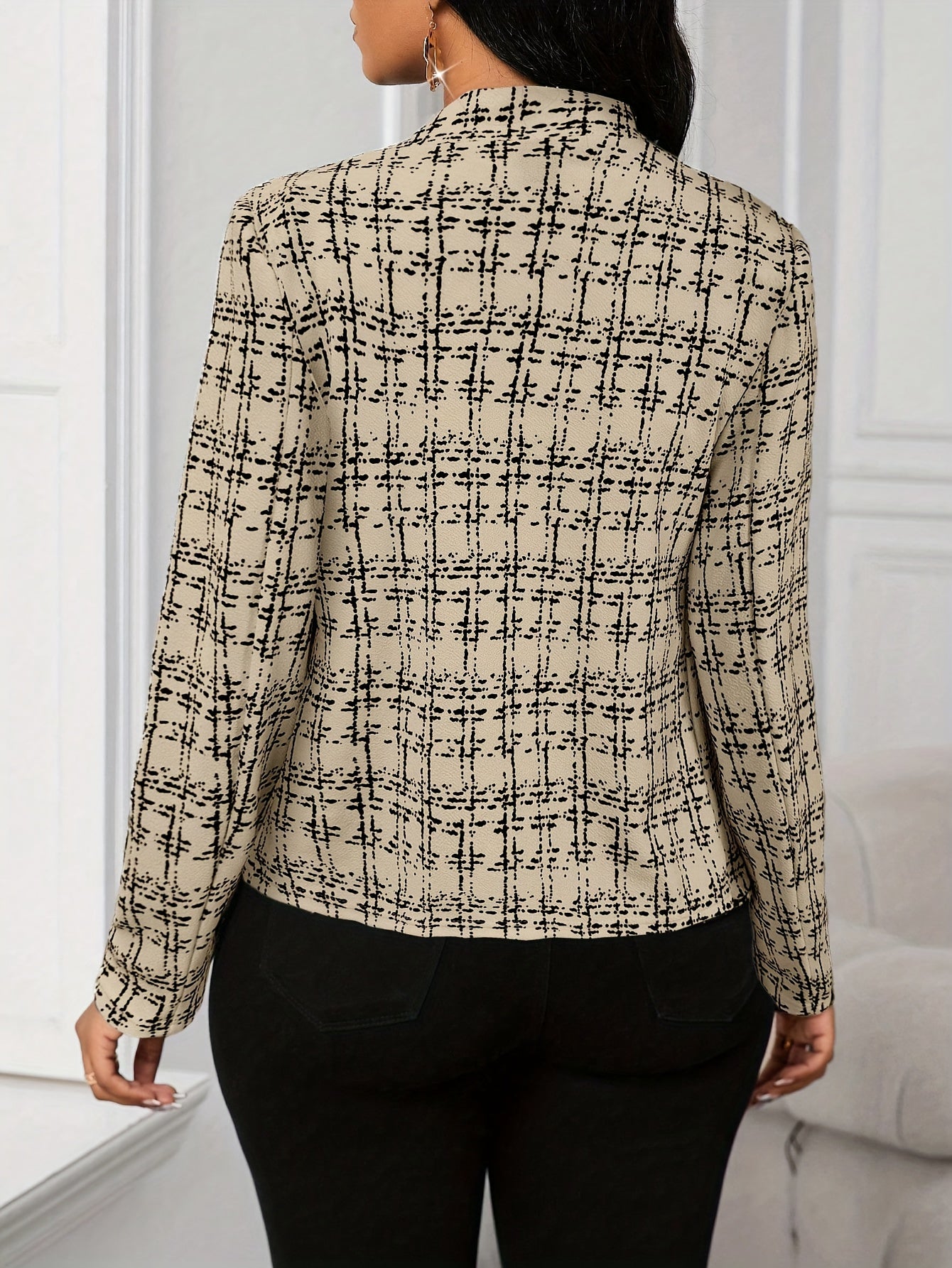 Elegant Tweed Blazer for Women with Lapel Collar Long Sleeve Open Front Fitted Style