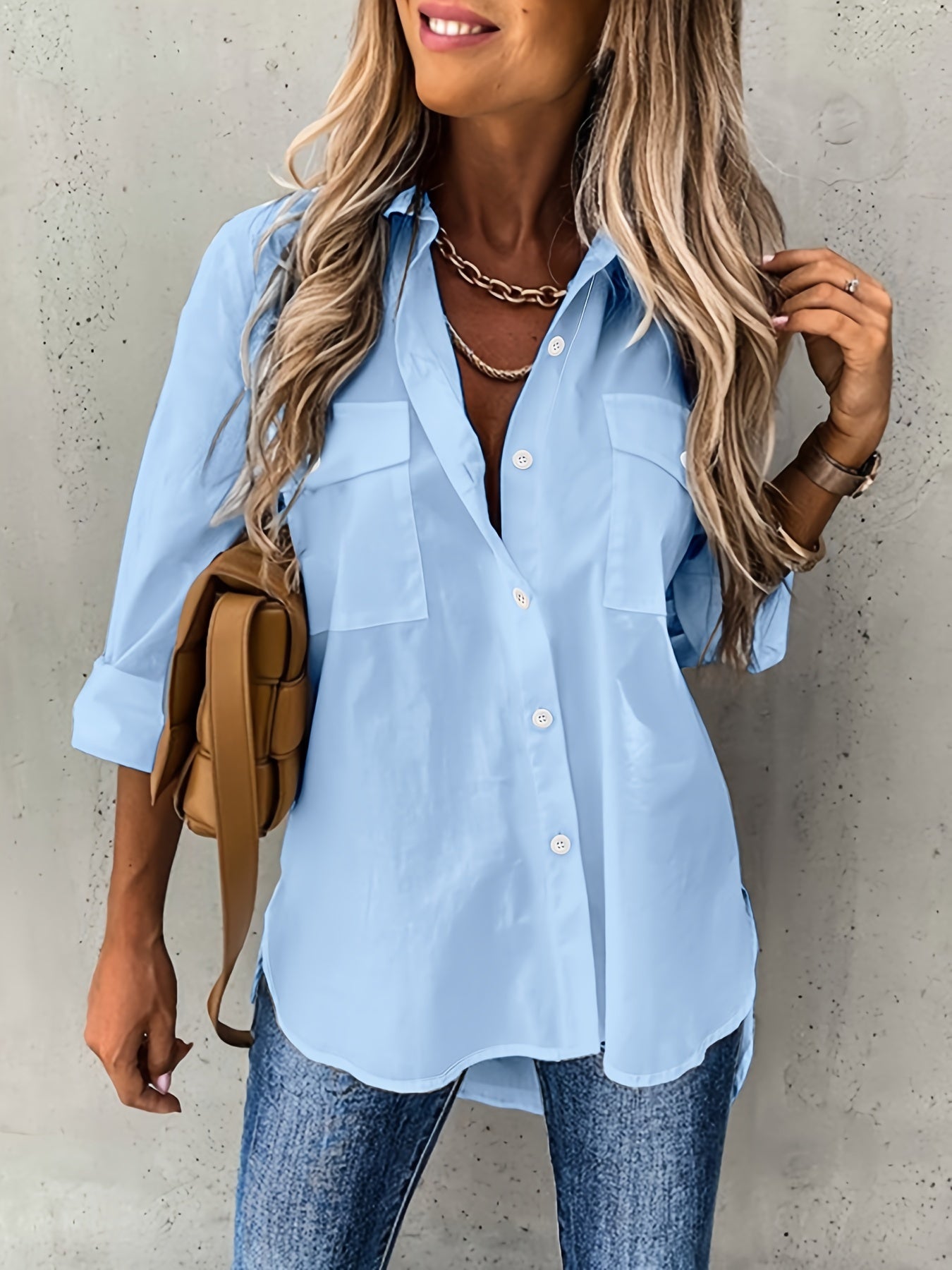 Effortless Utility Pocket Blouse for Women with Collar Long Sleeve Relaxed Curved Hem Style