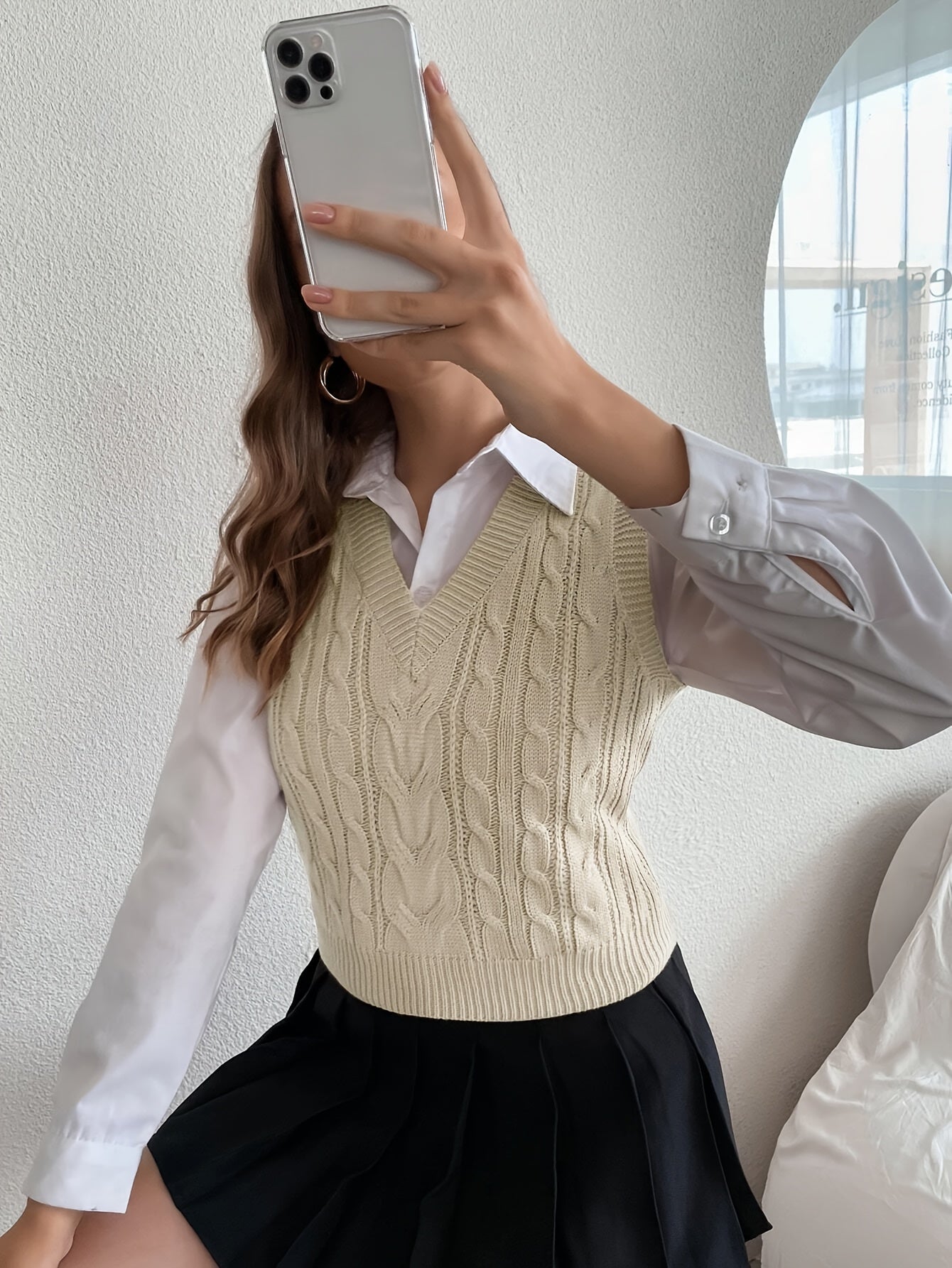 Comfortable Cable Knit Sweater Vest for Women with V Neck Sleeveless Ribbed Hem Preppy Style