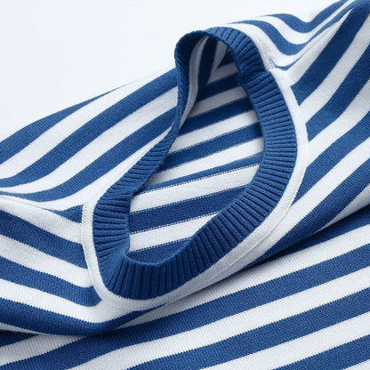 Comfortable Striped Sweater for Women with Crew Neck Long Sleeve Relaxed Oversized Knit Style